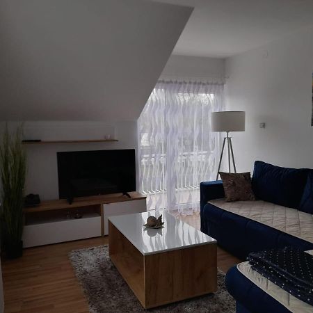 Apartman Giovanni อารันเยโลวัคส์ ภายนอก รูปภาพ