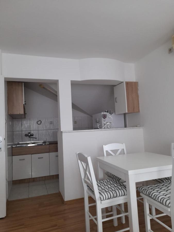 Apartman Giovanni อารันเยโลวัคส์ ภายนอก รูปภาพ